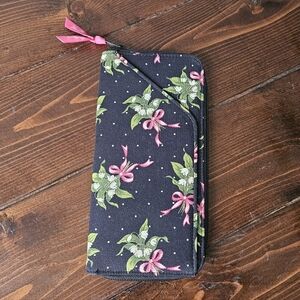 Vera Bradley Travel Organizer In New Hope